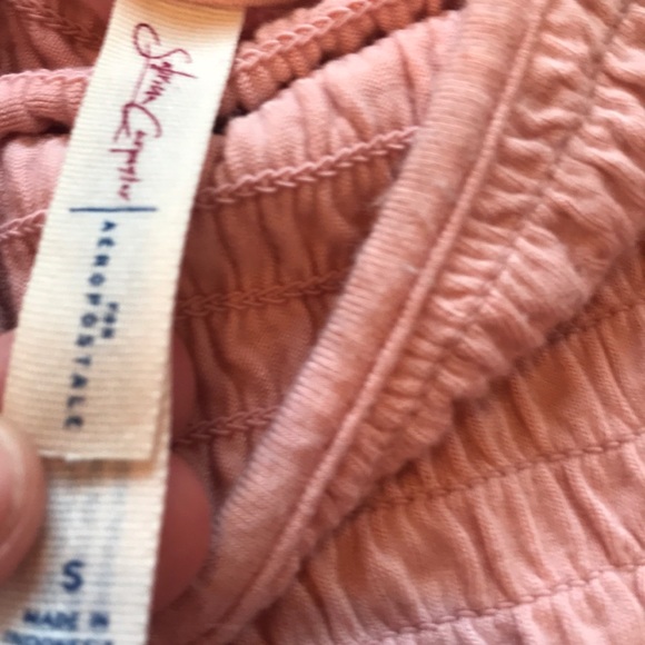 Pink tank top - Picture 3 of 3